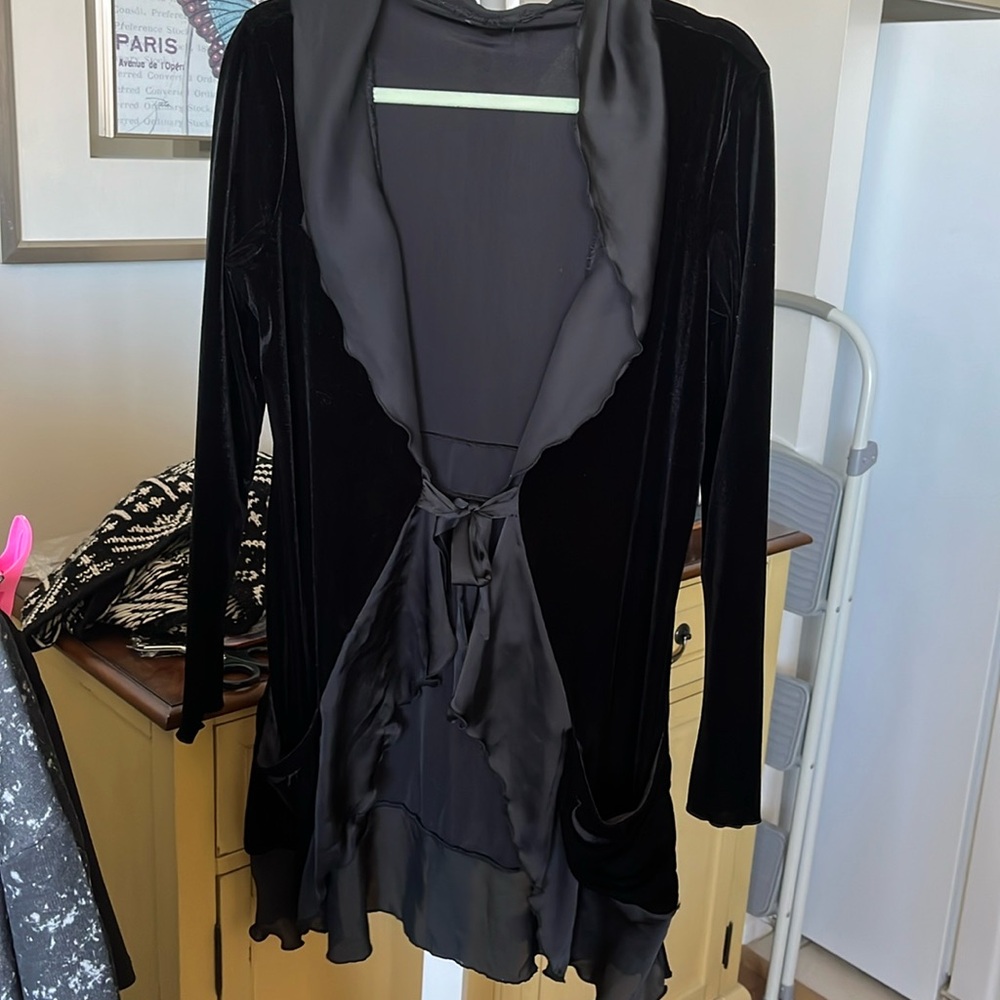 Vintage Vevelt Overcoat Sz M /L PTP 19.5 tied